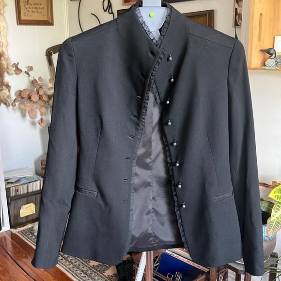 🖤 SOLD 🖤 Black Fitted Wool Blazer Jacket with Lace Trim by Elie Tahari ~ 4 - Picture 6 of 14